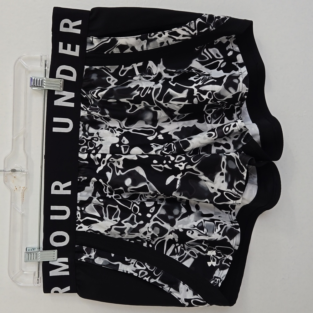 Womens Under Armour  shorts
